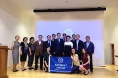 上海外国语大学法国校友会在巴黎成立 广外校友会到会祝贺