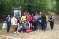 徒步摄影俱乐部秋游捡栗子活动圆满举行